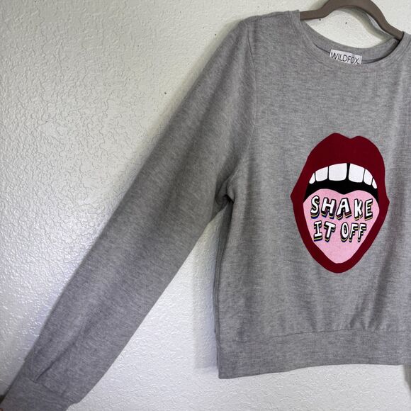 Wildfox Baggy Beach Jumper Women Small Mouth Tongue Sweater Soft Sweatshirt NEW - Picture 6 of 10